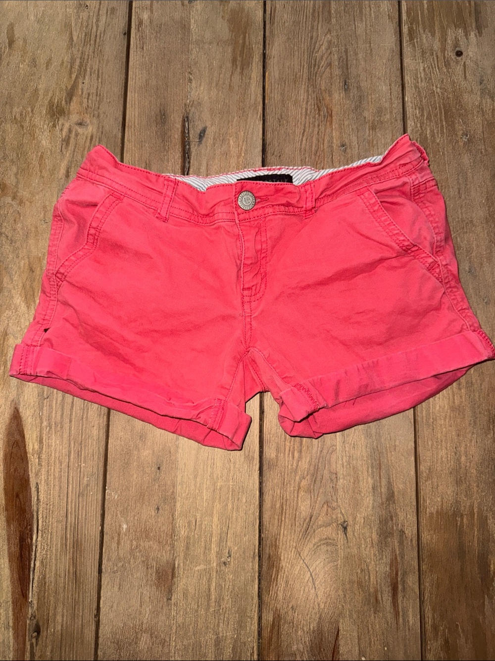Aeropostale Coral Roll-Cuff Casual Shorts